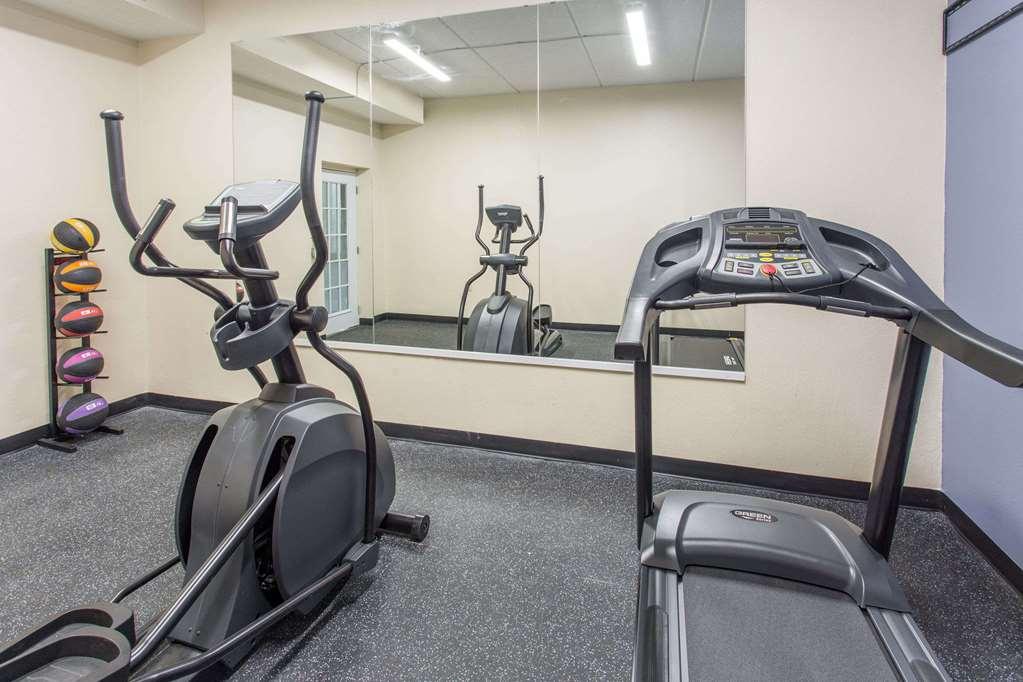 Econo Lodge Forest City Luaran gambar