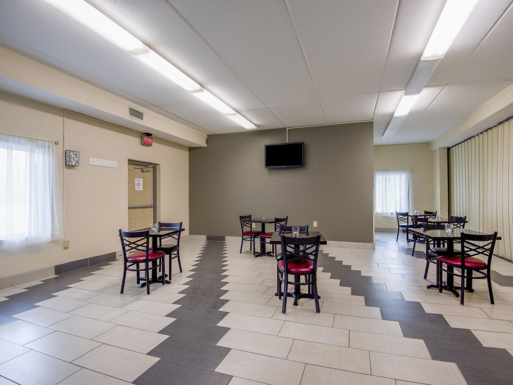 Econo Lodge Forest City Luaran gambar